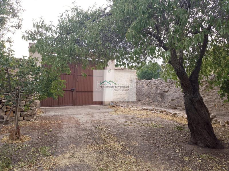 Foto cf2ddf1c-dab3-41d6-a8eb-450819cf729a. Casa en calle empedrada 5 gran casa en Barchín del Hoyo