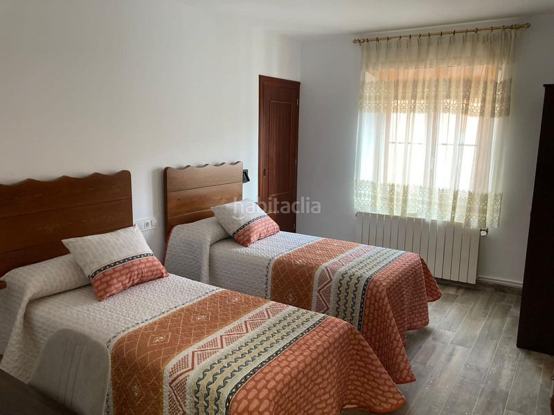 Foto e8dcf0e4-b66b-4fff-a7b0-0663cdeb16e1. Affitto casa in calle picota 14 in Peral (El)