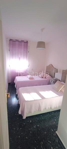 Foto 182b73e9-8df0-43ee-96fa-2a10f1b07a2b. Chalet con camino riscaldamento in Reyes Católicos - Paseo de San Antonio Cuenca