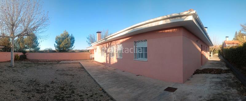 Foto 6027a7c0-a50b-4332-9adb-323979d24bd6. Chalet con camino riscaldamento in Reyes Católicos - Paseo de San Antonio Cuenca