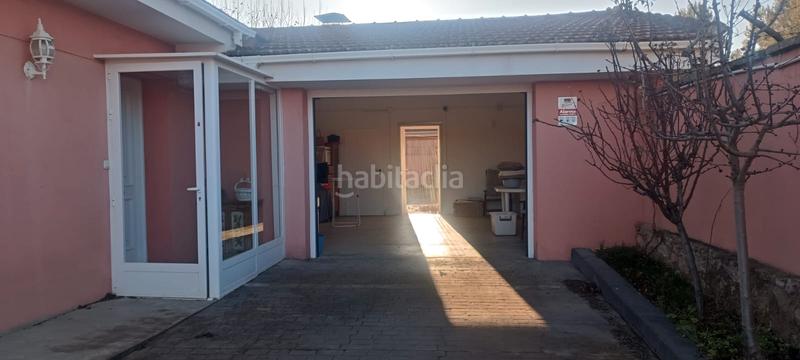 Foto cdfe61cb-98f1-444c-8de7-7a7a0bc16911. Chalet con camino riscaldamento in Reyes Católicos - Paseo de San Antonio Cuenca