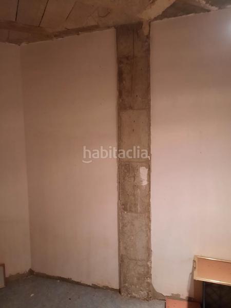 Foto dd5a8aeb-336a-40a7-b896-333ba7dd2601. Edificio gran edificio para invertir en Villalgordo del Júcar