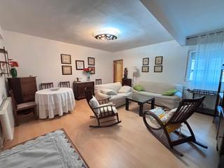 Location Appartement à Carretera valencia 48. Gran piso en alquiler!