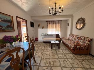 Appartement  Calle cruz verde. Amplio piso en el centro del pueblo con espectaculares vistas!!