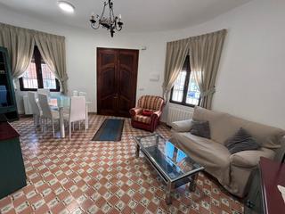 Lloguer Casa  Calle doctor de vicente vega. Casa con encanto recién reformada lista para entrar a vivir.