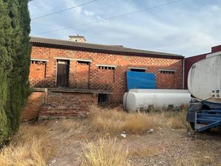 Bâtiment à usage industriel à Calle iryda 16. Nave en venta en valverde del júcar