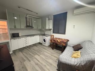 Location Appartement  Carretera de la roda. Se alquila piso totalmente equipado- exclusivo para profesores o