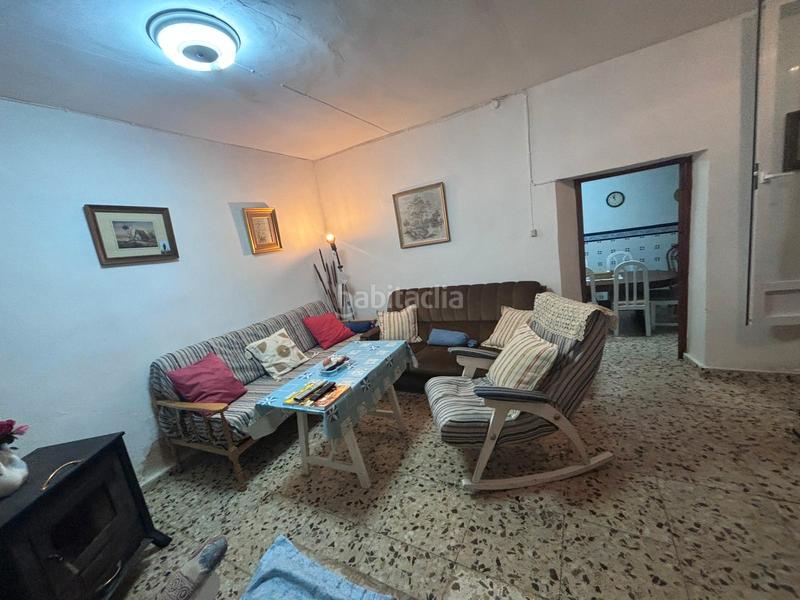 Foto b5cb9cfb-39a6-4938-9630-d28bc59e2a20. Maison avec parking dans Pozorrubielos de la Mancha