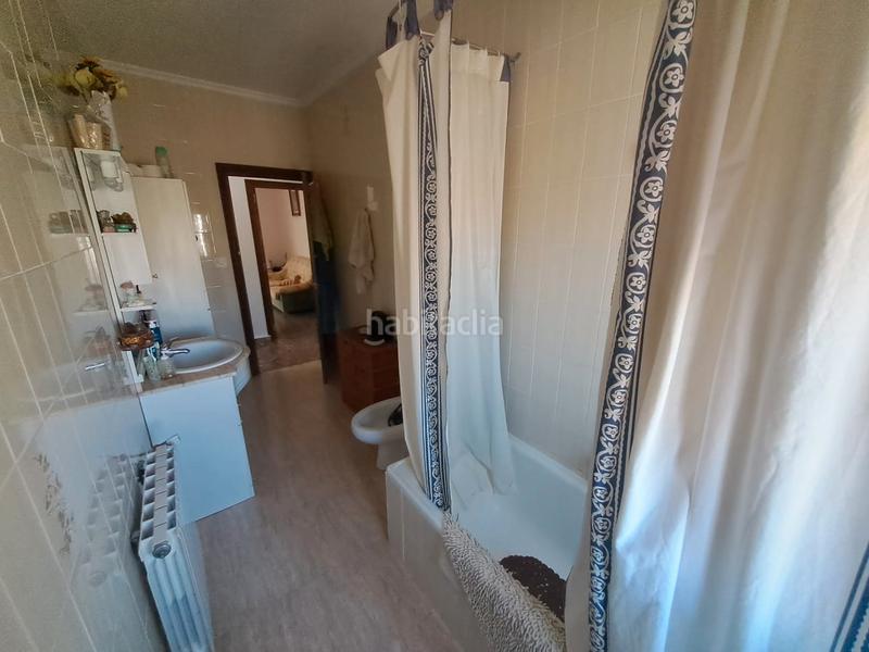 Foto 1c0684ab-e546-4e3a-9584-1061d2fb6408. Casa amb xemeneia calefacció aparcament a Pozohondo