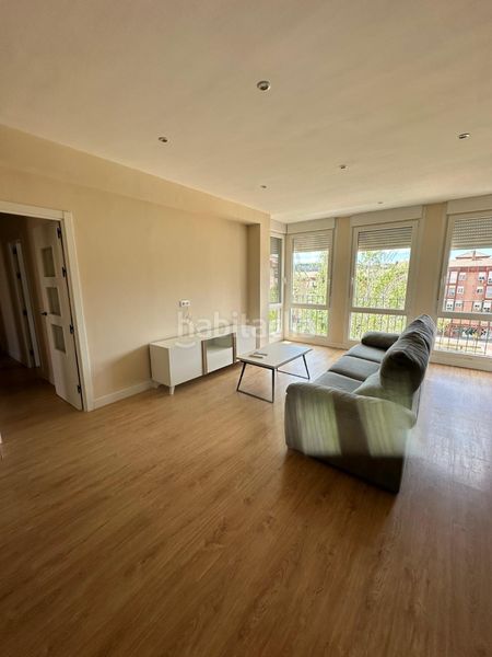 Foto 183db9d7-1182-48f0-8c7c-ab3a530bd0f8. Rent flat with heating in Alameda Cuenca