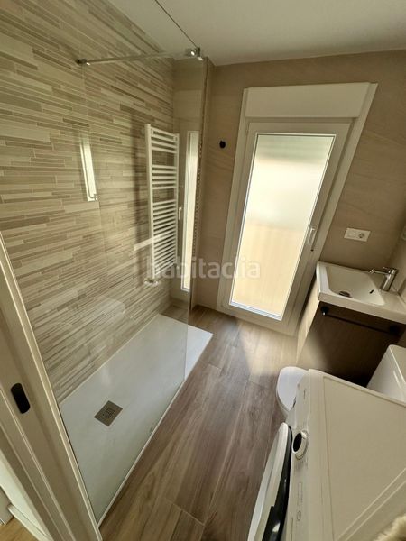 Foto f8e60ada-4d26-4892-b442-6a7d1dfb1d05. Rent flat with heating in Alameda Cuenca