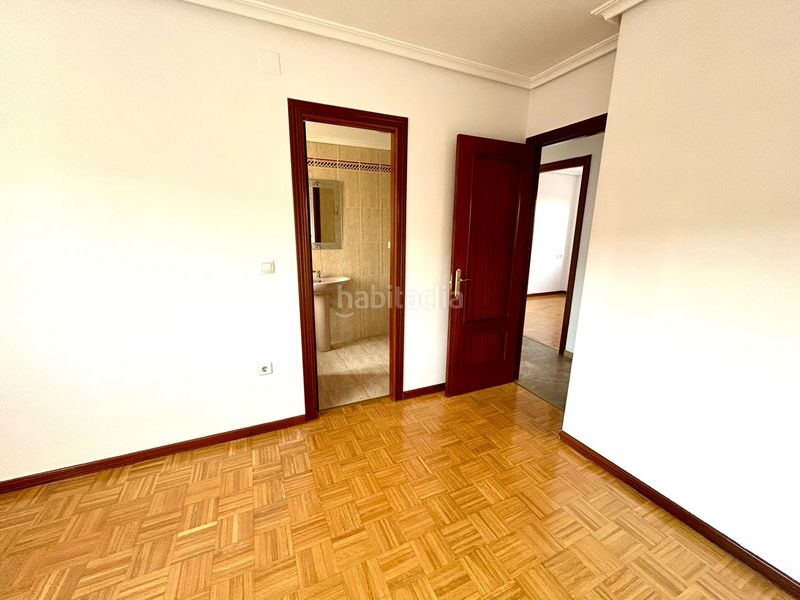 Foto c1a616e5-f0c6-4f31-b58f-e3ca8b07408b. Casa adossada a San Fernando - Carretera de Valencia Cuenca