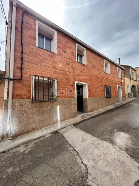 Foto 04b146eb-709e-4c30-8e2f-e7a478773821. Casa amb xemeneia a Valverde de Júcar