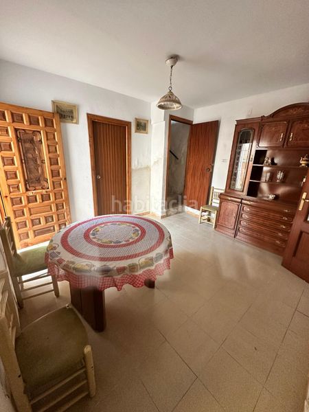 Foto 0e6ec483-bacb-4eeb-8165-35aa3bdc97f9. Casa amb xemeneia a Valverde de Júcar