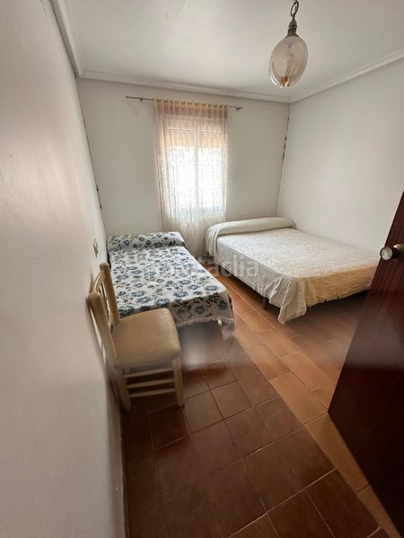 Foto 4d88557d-0ff5-4a7b-857a-ce40d7d185f8. Casa amb xemeneia a Valverde de Júcar