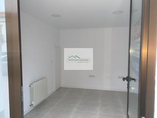 Lloguer Local Comercial a Calle san pedro 7