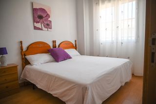 Casa aparellada a Calle Cabo de Palos 6