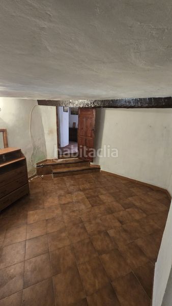 Foto 9486a387-754f-433e-8373-f0144de8d9c0. Casa amb xemeneia a Buendía