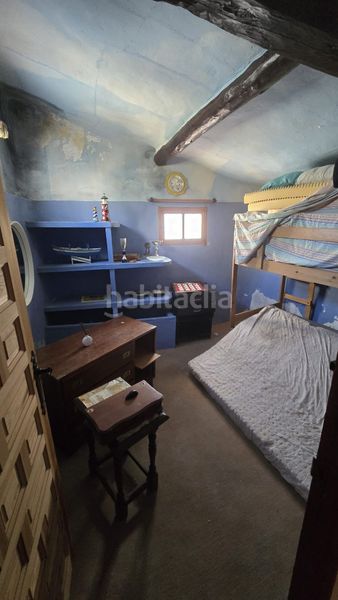 Foto f77d7477-7f31-45c3-a61d-f8b912d5f27c. Casa amb xemeneia a Buendía