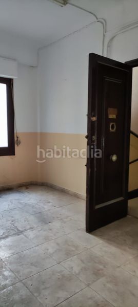 Foto d81c85f4-7443-4424-9772-e8d74f890797. Edificio in calle mayor 41 in Centro Albacete
