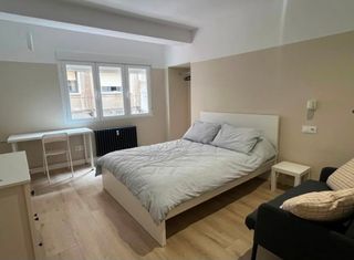 Lloguer Pis  Calle de colón 17. Alquiler piso 800€