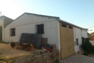 Capannone industriale in Priego. Venta nave en priego