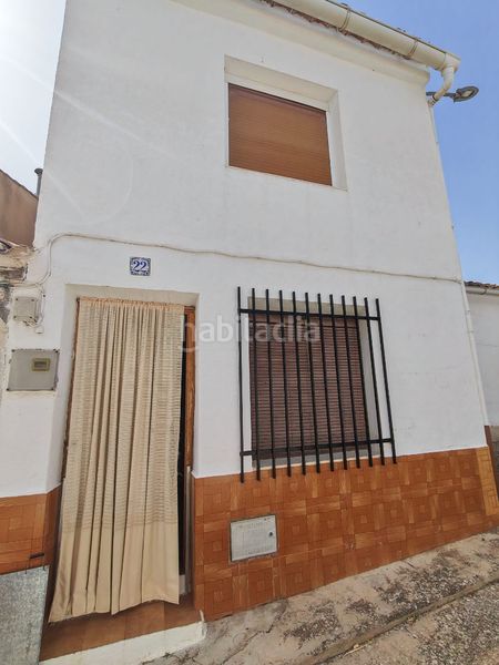 Foto d359e8bf-eaaa-409c-9918-0770c9ffa5d9. Casa a calle mediomundo 32 a Buenache de Alarcón