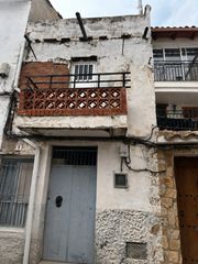 Towny house  Calle alameda 8. Casa en venta en villar del humo