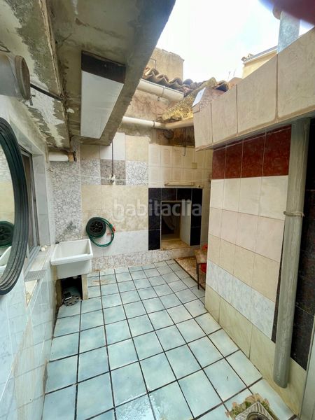Foto 79d9a4b0-77c4-41c2-8a07-f9ce8efd4726. Casa a calle picota 11 a Minglanilla