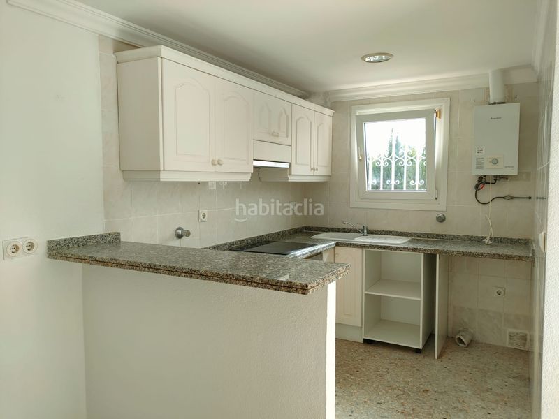 Foto 163b451f-6236-487a-8652-d89c24ec5116. Casa adossada a Les Bassetes - El Marjal Dénia