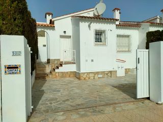 Casa adossada  Entrador de merle. Adosado en venta en denia