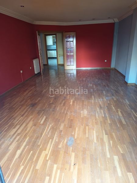 Foto 0b95b755-9cd5-49a7-96ef-c87de70f9ace. Appartement dans calle blasco ibáñez 32 piso amplio de 4 habitaciones con garaje y trastero en zona céntrica **precio: 299.000 € | 186,26 m² | 4 habitaciones | 2 bañ dans Albacete