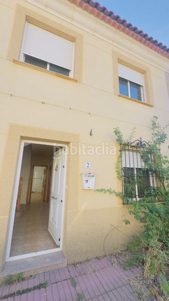 Foto 628be416-af4d-4427-8609-6c2e25ff38e1. Towny house with parking in Iniesta