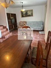 Casa a Calle virgen 30. Gran oportunidad de casa en enguidanos