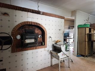 Business premise in Calle los Giles 10
