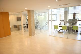 Location Local commercial  Avenida de juan pablo ii. Oficina en alquiler en avenida de juan pablo ii 21, pol universi