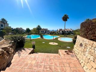Rez-de-chausse en Golf Baha. Precioso bajo en balcn de sierra cortina, junto al hotel asia g