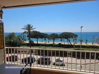 Appartement à Centre. Primera linia de mar