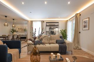 Rent Flat  Carrer de caro 15