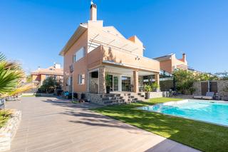 Chalet  Calle de luxemburgo