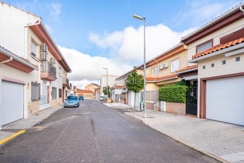 Foto 85903c69-9588-4e26-8b3f-b3f5d50b6ef4. Casa adosada en Portillo de Toledo