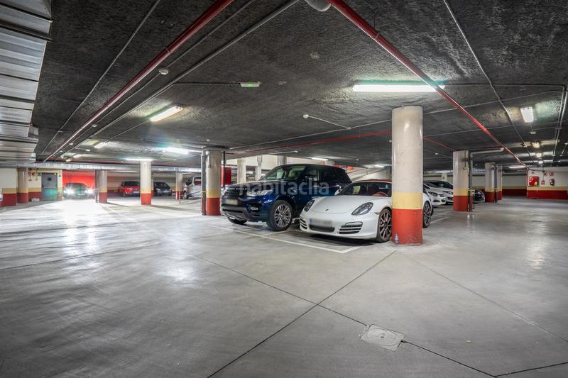 Foto b1a49ead-a2b5-44f7-8dda-fd2a25a30fbd. Zweistöckige wohnung mit heizung parking in Parque Lisboa-La Paz Alcorcón