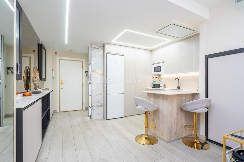 Foto e1c4d43b-56f3-486b-b46c-539a7d0784e1. Zweistöckige wohnung mit heizung parking in Parque Lisboa-La Paz Alcorcón