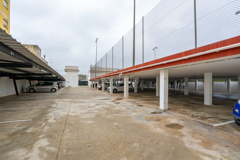 Foto f4743997-f181-4b06-a05a-7fd3425ebf17. Appartement avec parking piscine dans Playa de Gandía Gandia