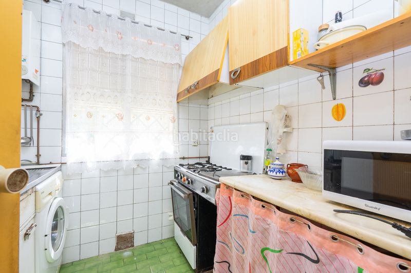 Foto e52f7189-aeda-40a0-97b9-76a4bc175d3a. Piso en Abrantes Madrid