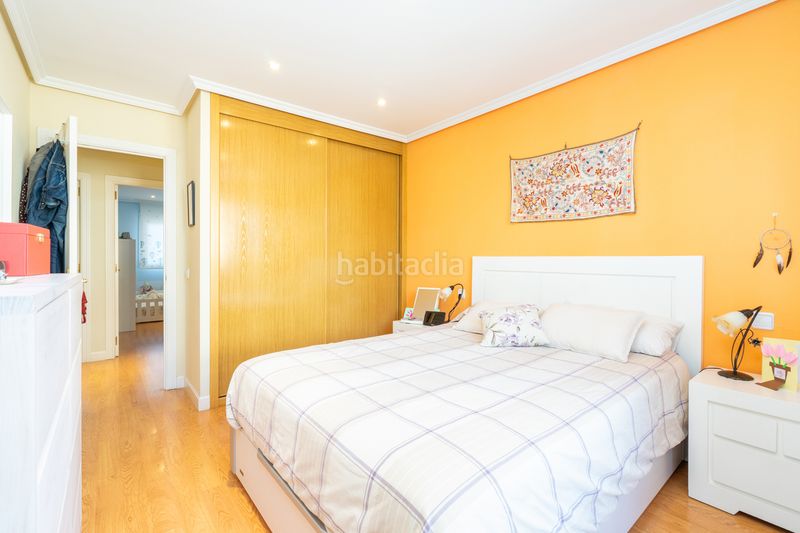 Foto 87b6c041-cd9b-4a17-a1b0-1b802d37e506. Casa adossada amb calefacció aparcament a Brunete