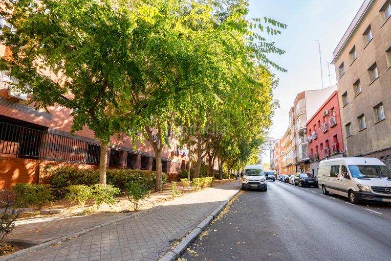 Foto e238c652-1733-4609-b61c-25dfcc7df7c8. Dúplex en Numancia Madrid