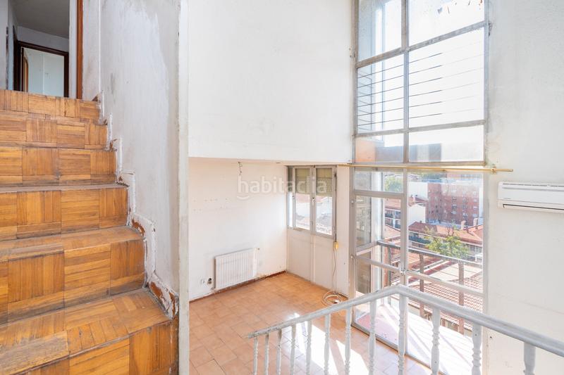 Foto 1de83d20-c4d5-49fd-8454-ac07eb4316e8. Zweistöckige wohnung mit heizung in Numancia Madrid