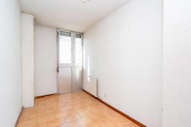 Foto 3fcc5c7f-d1e4-471c-b0c8-4e5dc8789a39. Zweistöckige wohnung mit heizung in Numancia Madrid