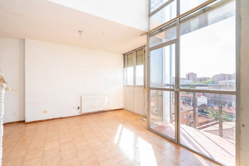 Foto 68db6594-0d41-4e08-9dba-a3994d60e231. Zweistöckige wohnung mit heizung in Numancia Madrid